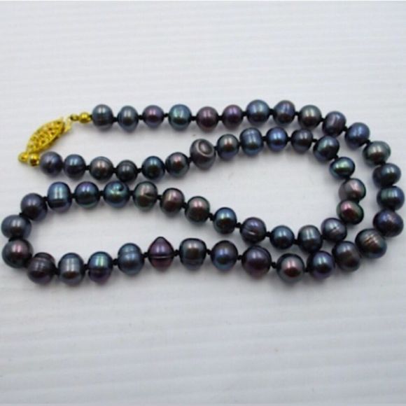 VINTAGE Cultured Peacock Pearls 14k Gold Clasp - Picture 2 of 6